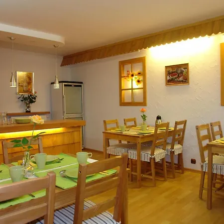 別荘 Panorama Beskidow ウストロン